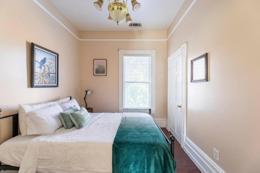 A+ 2 Bedroom Victorian Home Away From Home Sacramento Exteriér fotografie