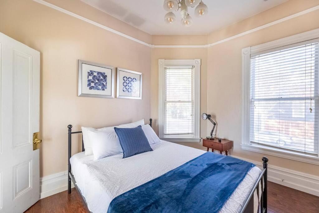 A+ 2 Bedroom Victorian Home Away From Home Sacramento Exteriér fotografie